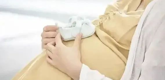 「做试管婴儿需要哪些条件」试管备孕为什么要反复抽血检查？